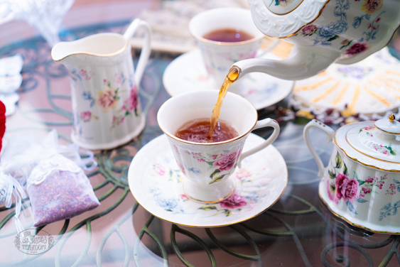 Knives for the Tea Table - TeaTime Magazine