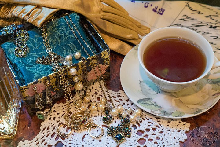the Queen’s tea
Floral Traditional Black Tea